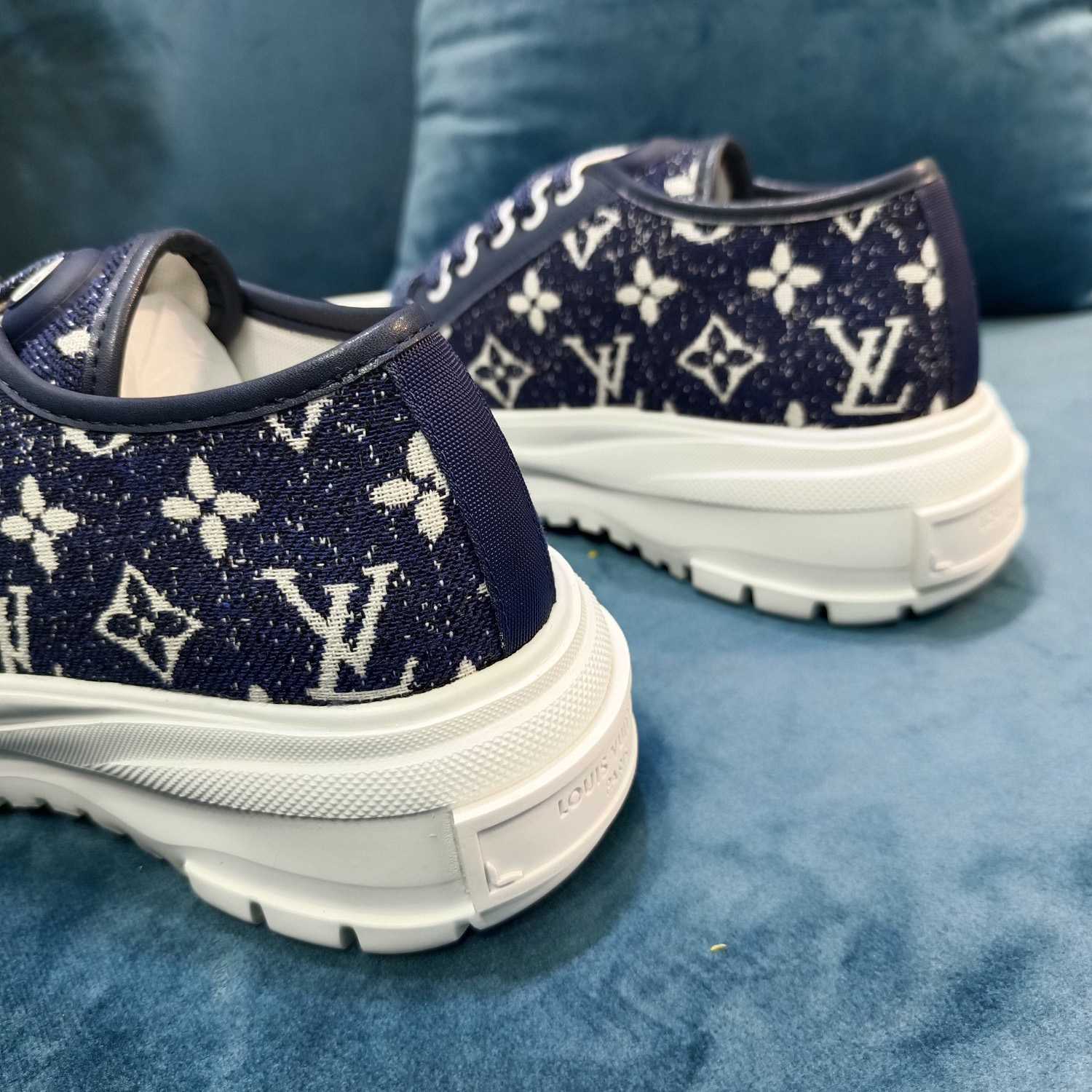 Louis Vuitton LV Squad Trainer - EUR FASHION