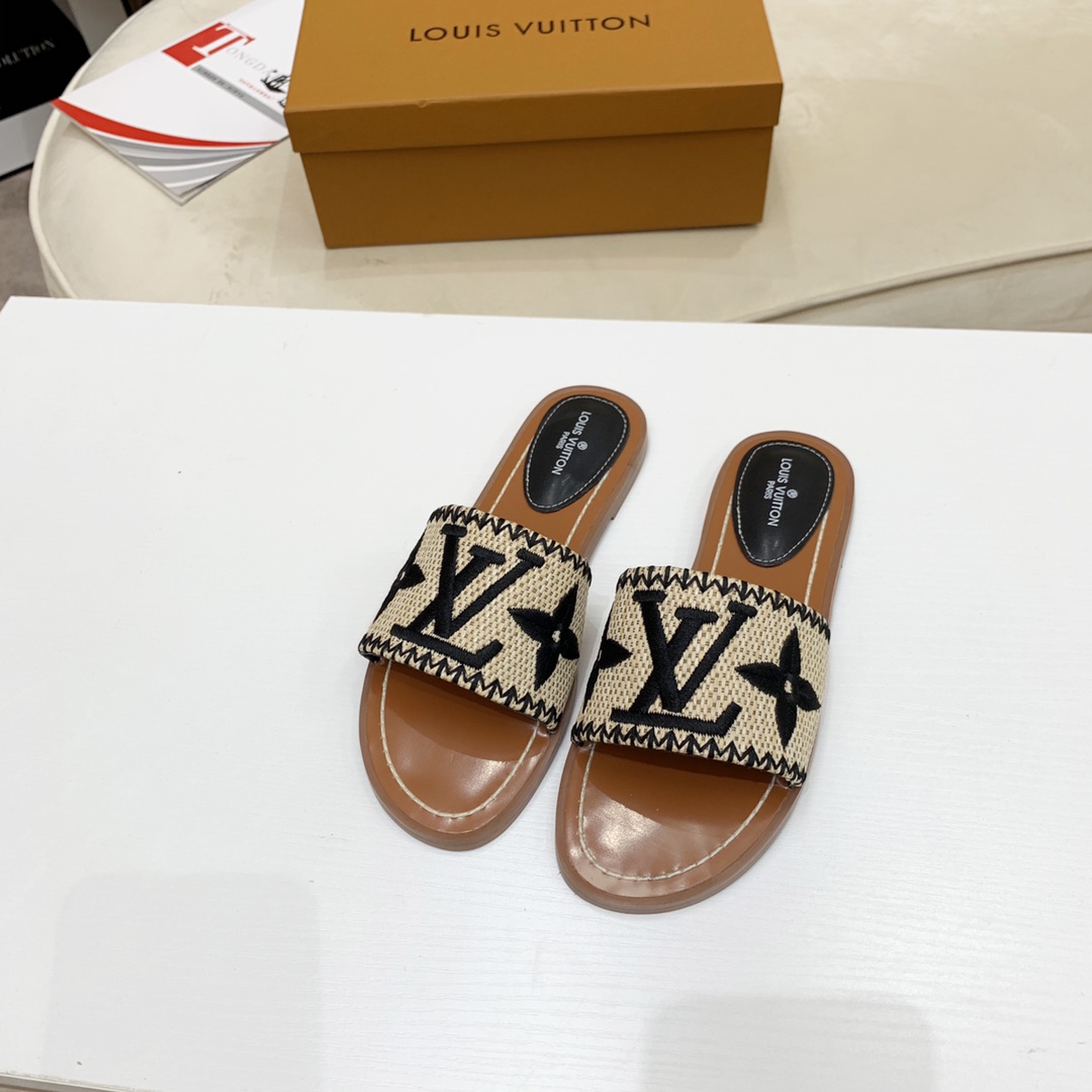 Louis Vuitton Lock It Flat Mule - EUR FASHION