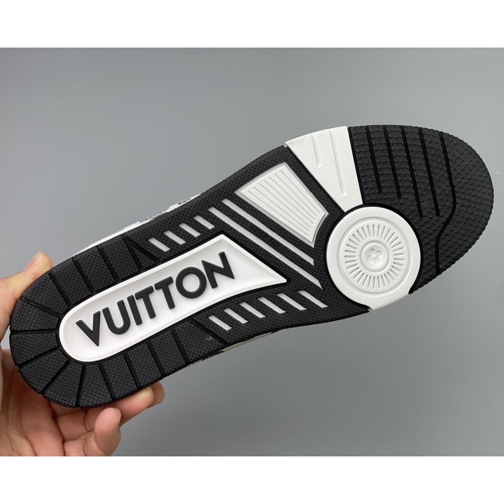 Louis Vuitton LV x YK LV Trainers (upon uk size)   - EUR FASHION