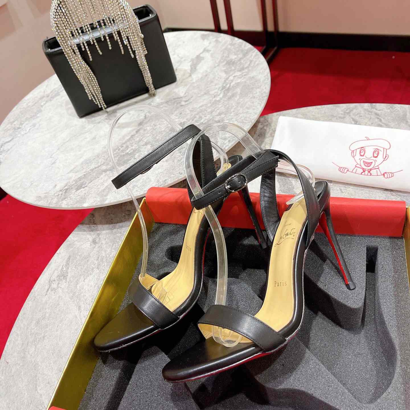 Christian Louboutin Loubigirl  - EUR FASHION