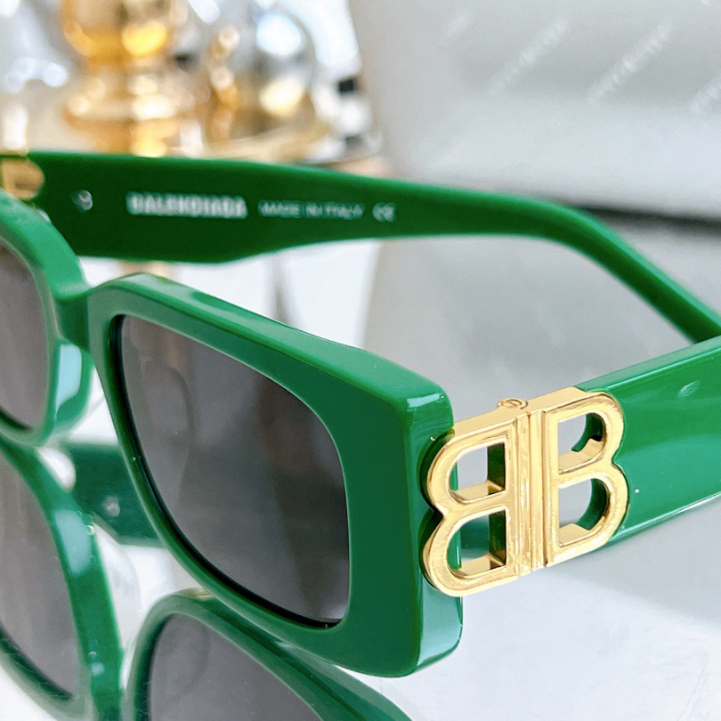 Balenciaga Dynasty Rectangle Sunglasses In Green    bb0096 - EUR FASHION