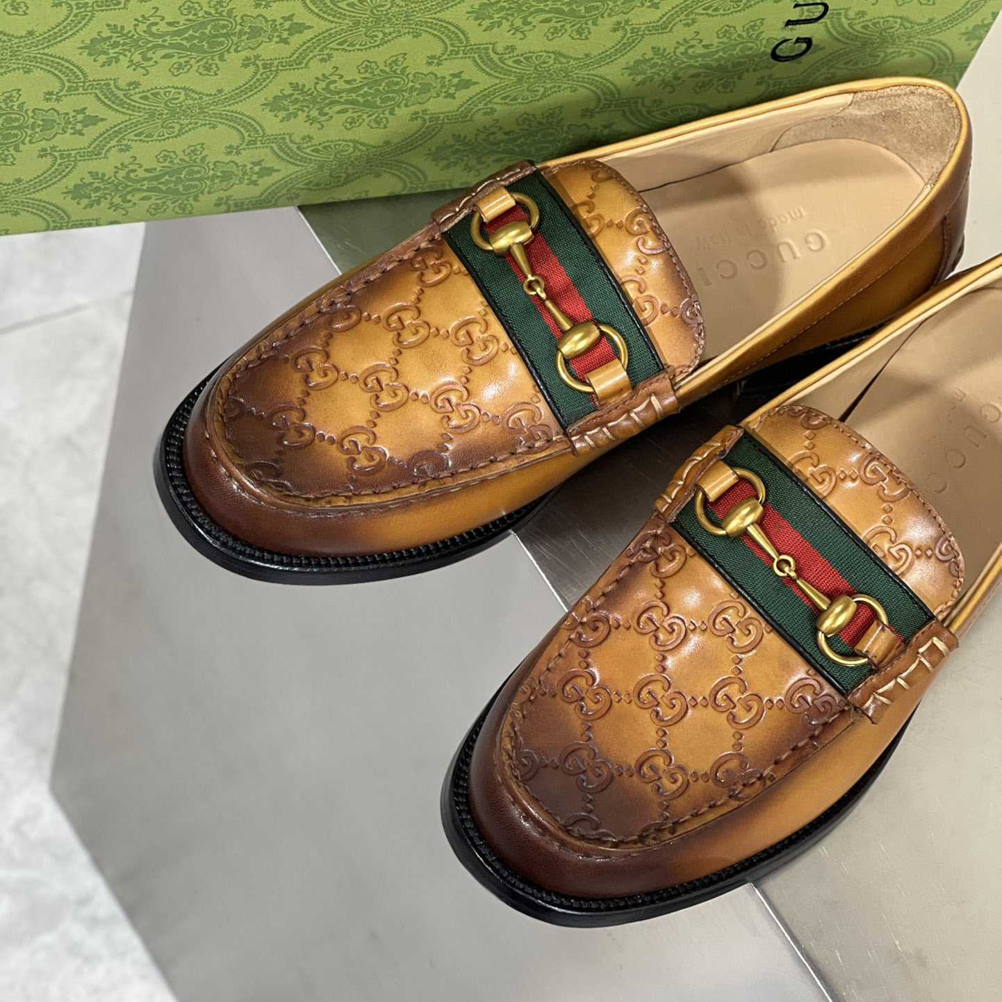 Gucci Men's Loafer With Horsebit - EUR FASHION