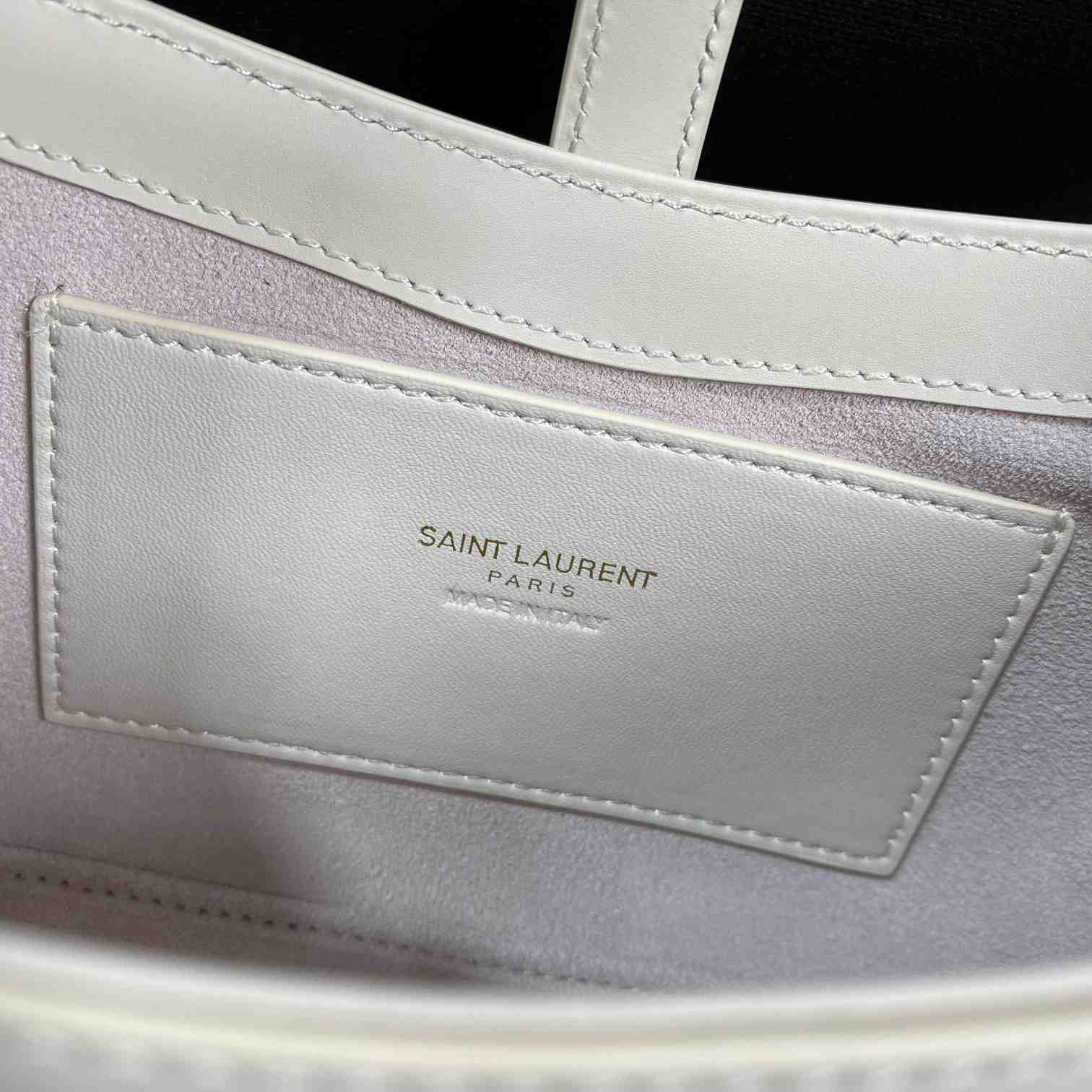 Saint Laurent Le 5 À 7 In Smooth Leather - EUR FASHION