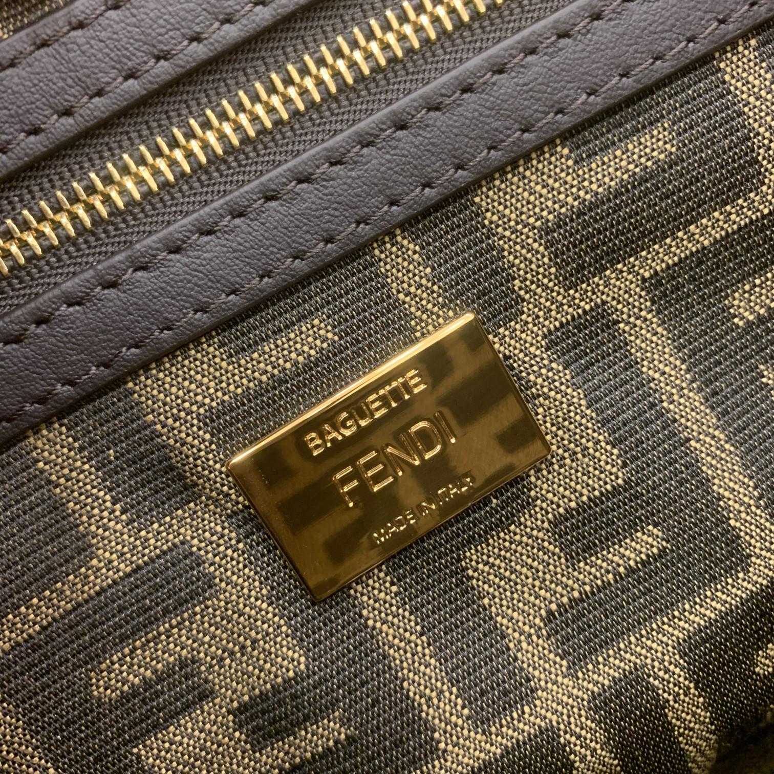 Fendi Baguette Jacquard FF Fabric Bag - EUR FASHION