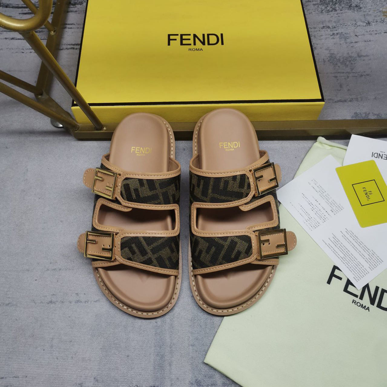 Fendi Feel Brown FF Fabric Slides - EUR FASHION