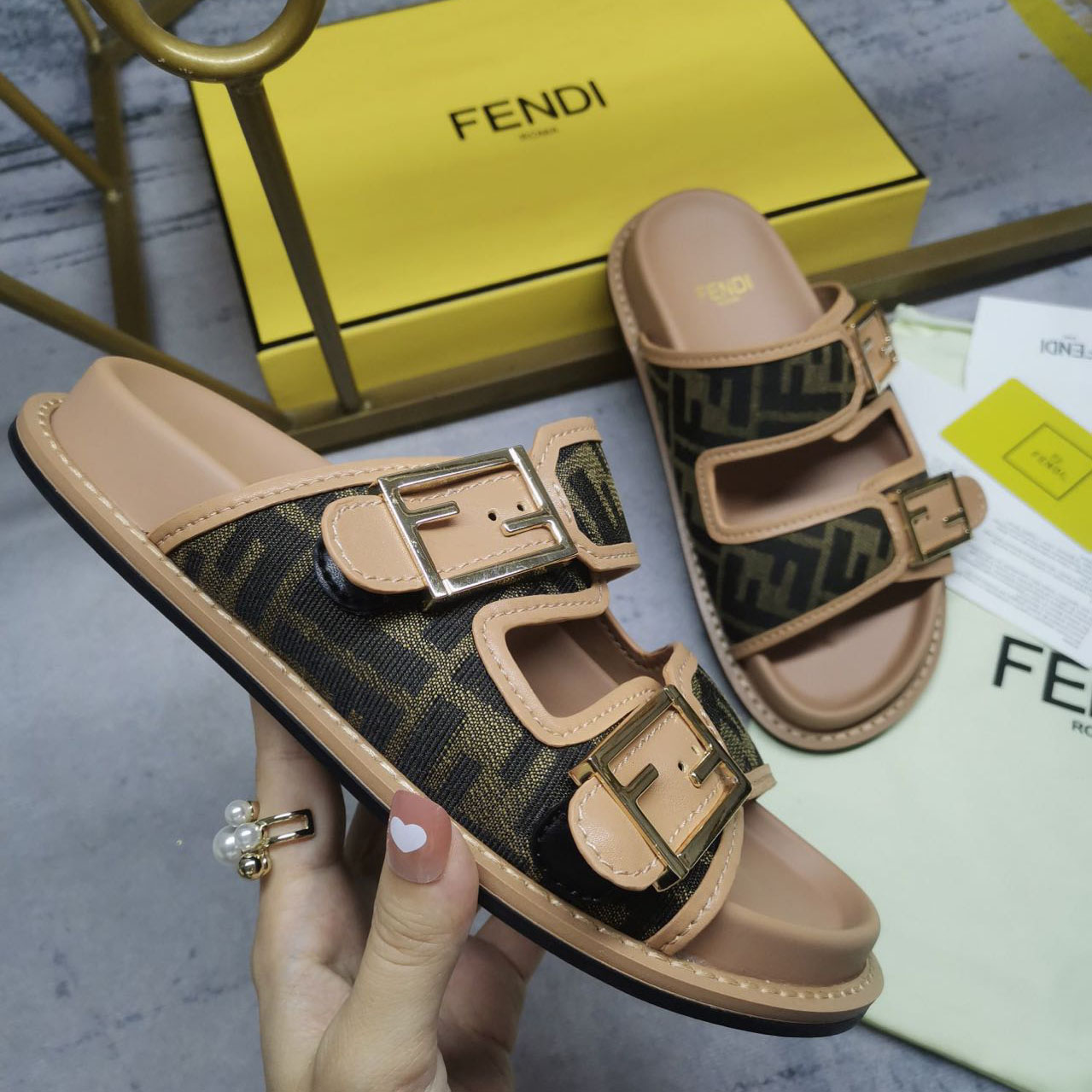 Fendi Feel Brown FF Fabric Slides - EUR FASHION