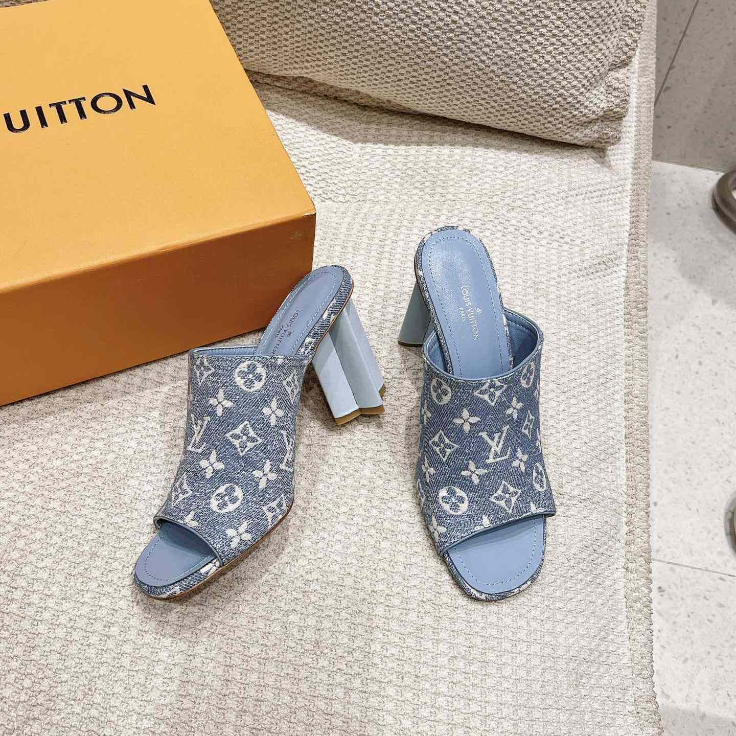 Louis Vuitton Silhouette Mule   1AAZUG - EUR FASHION