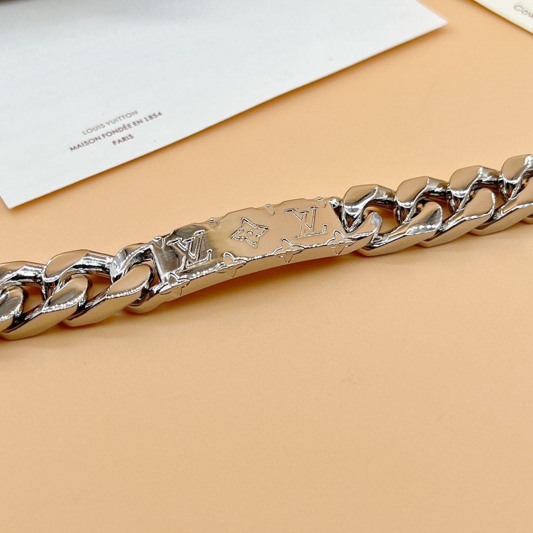 Louis Vuitton Monogram Chain Bracelet   M00855 - EUR FASHION