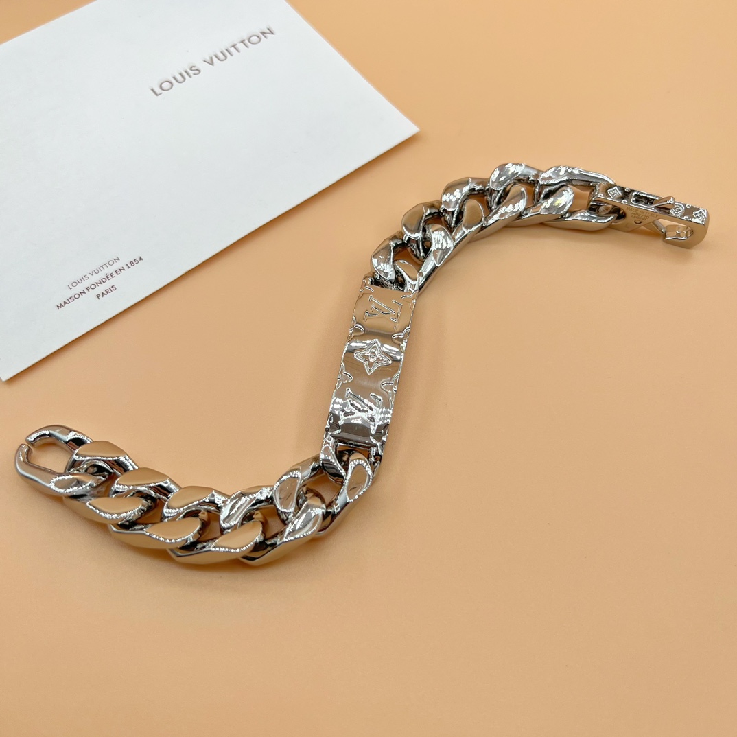 Louis Vuitton Monogram Chain Bracelet   M00855 - EUR FASHION