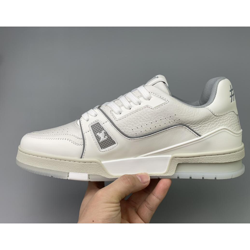 Louis Vuitton Trainer Sneaker (Upon UK Size) - EUR FASHION