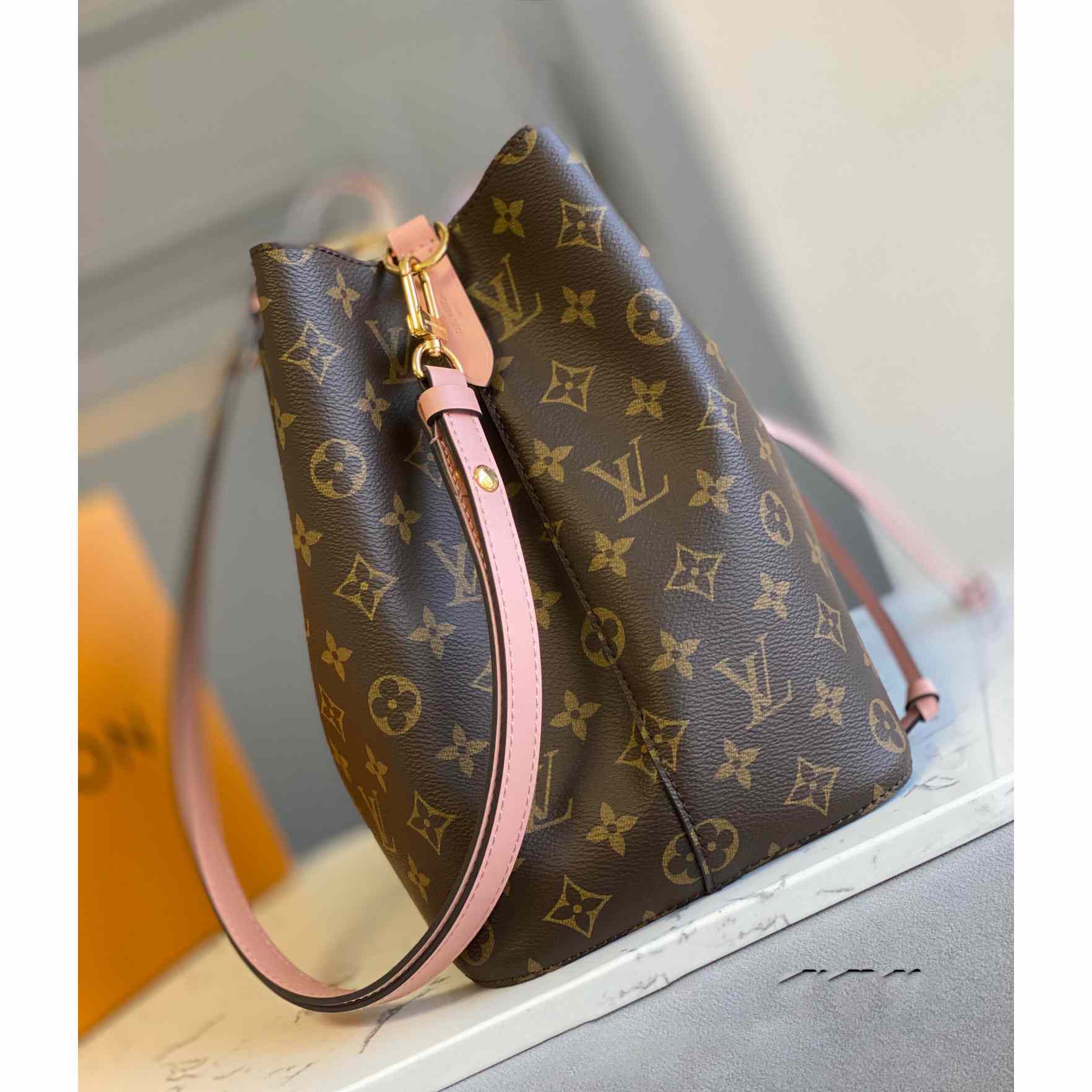 Louis Vuitton Néonoé (26 x 26 x 17.5cm) M44022 - EUR FASHION