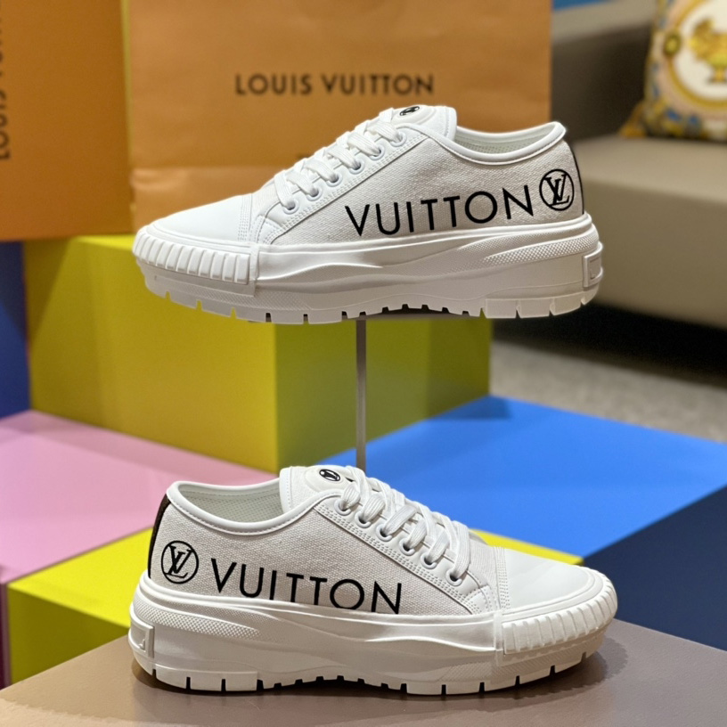 Louis Vuitton LV Squad Sneakers - EUR FASHION