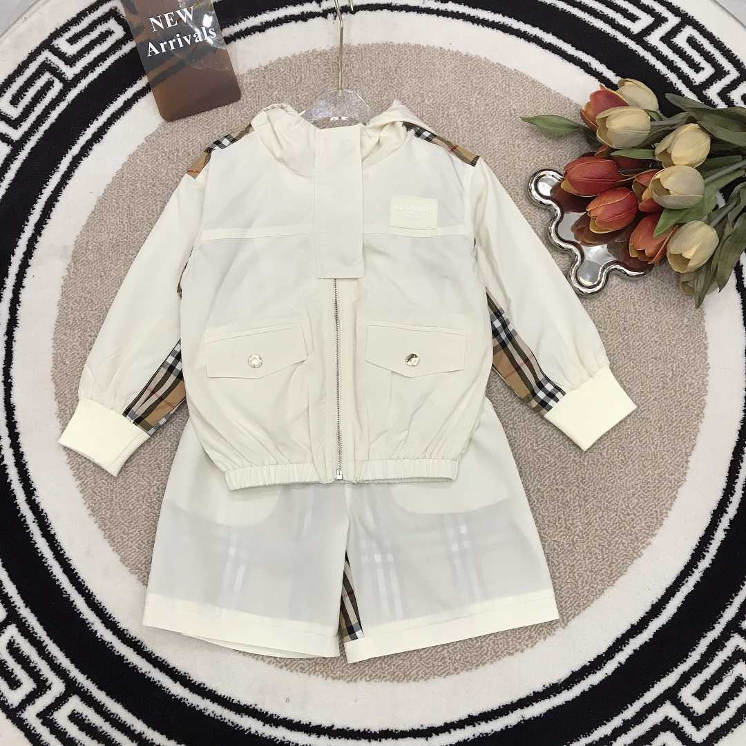 Burberry Kid's suit    (50% Off Sale)  yf1118 - EUR FASHION