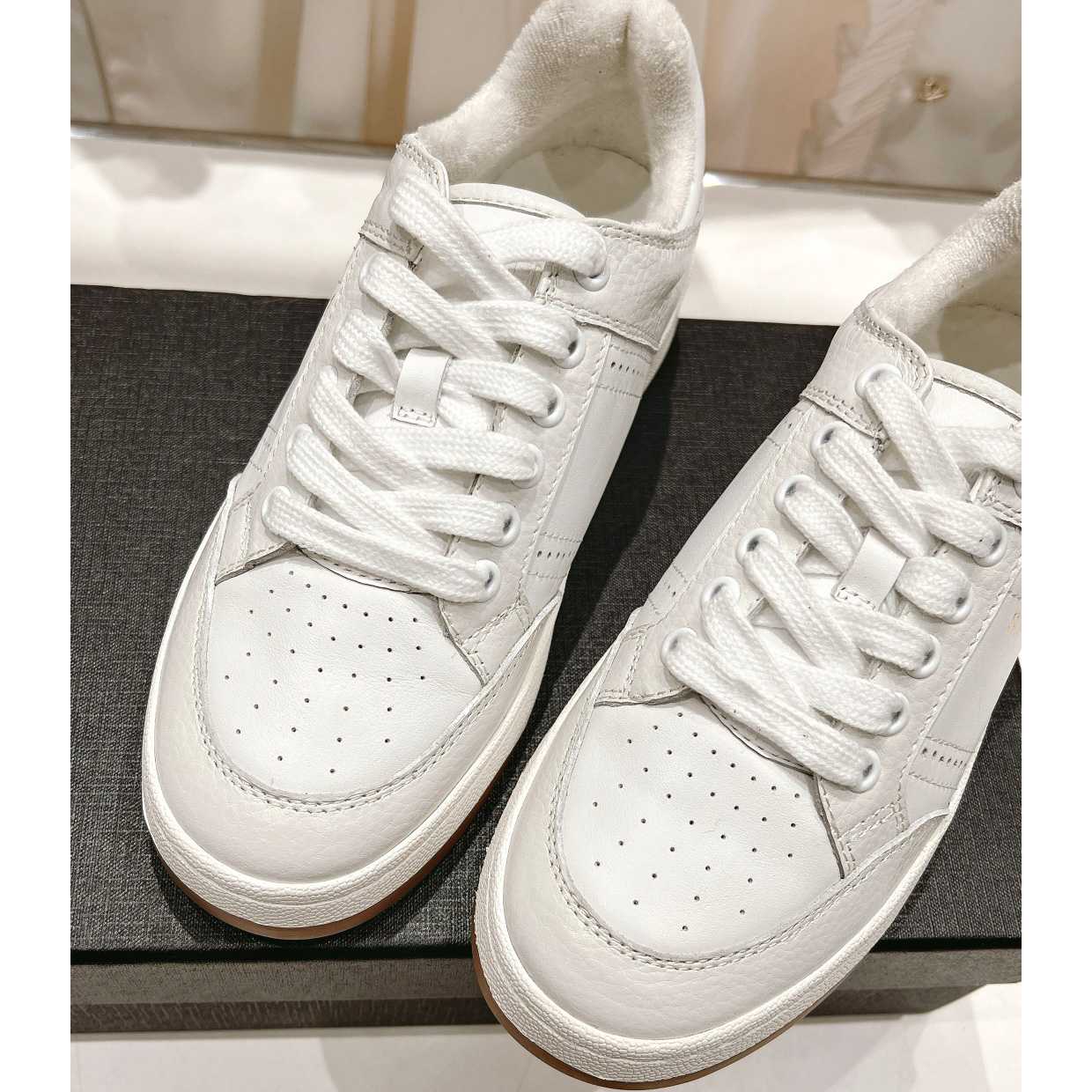 Saint Laurent Low-top Lace-up Sneakers - EUR FASHION