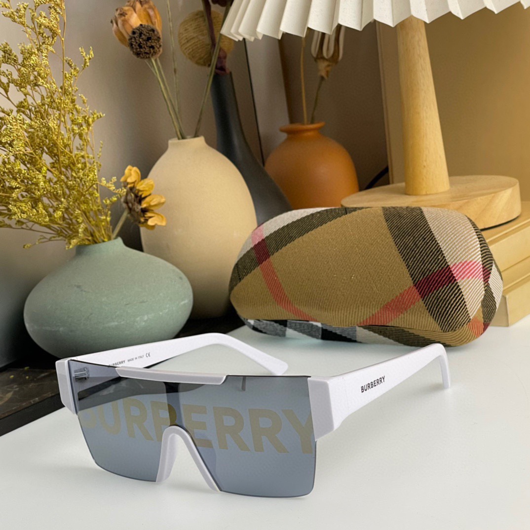 Burberry Logo Lens D-frame Sunglasses    BE4291 - EUR FASHION