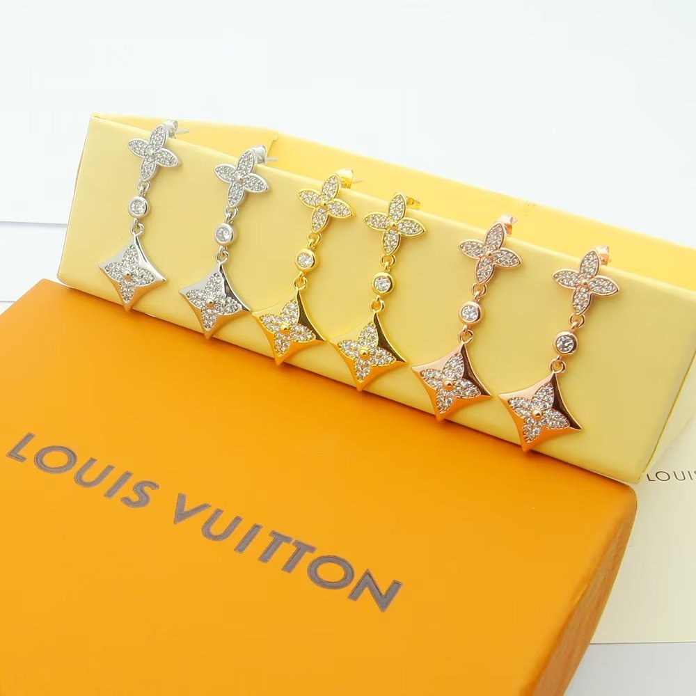 Louis Vuitton Color Blossom Long Earrings, White Gold And Diamonds   Q96501 - EUR FASHION