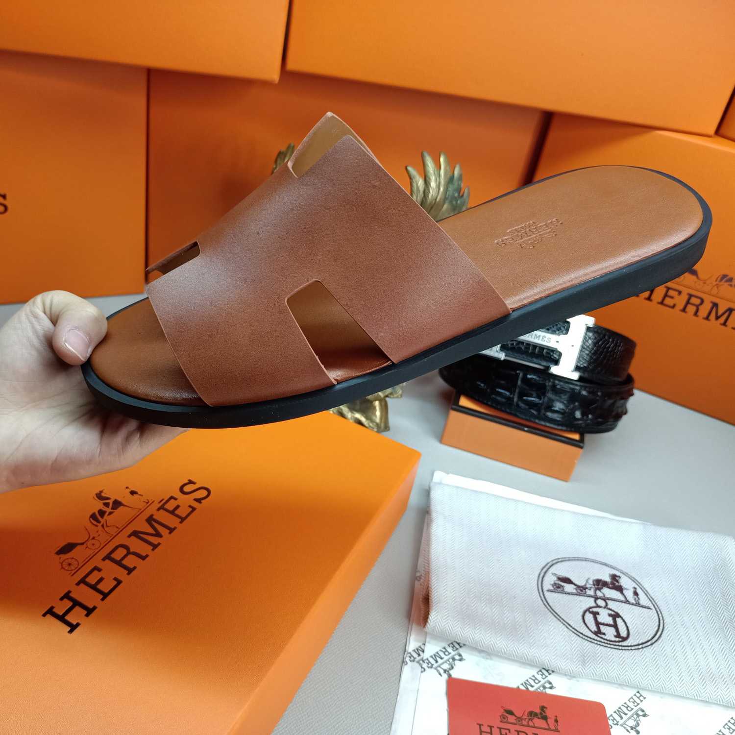 Hermes Izmir Sandal - EUR FASHION