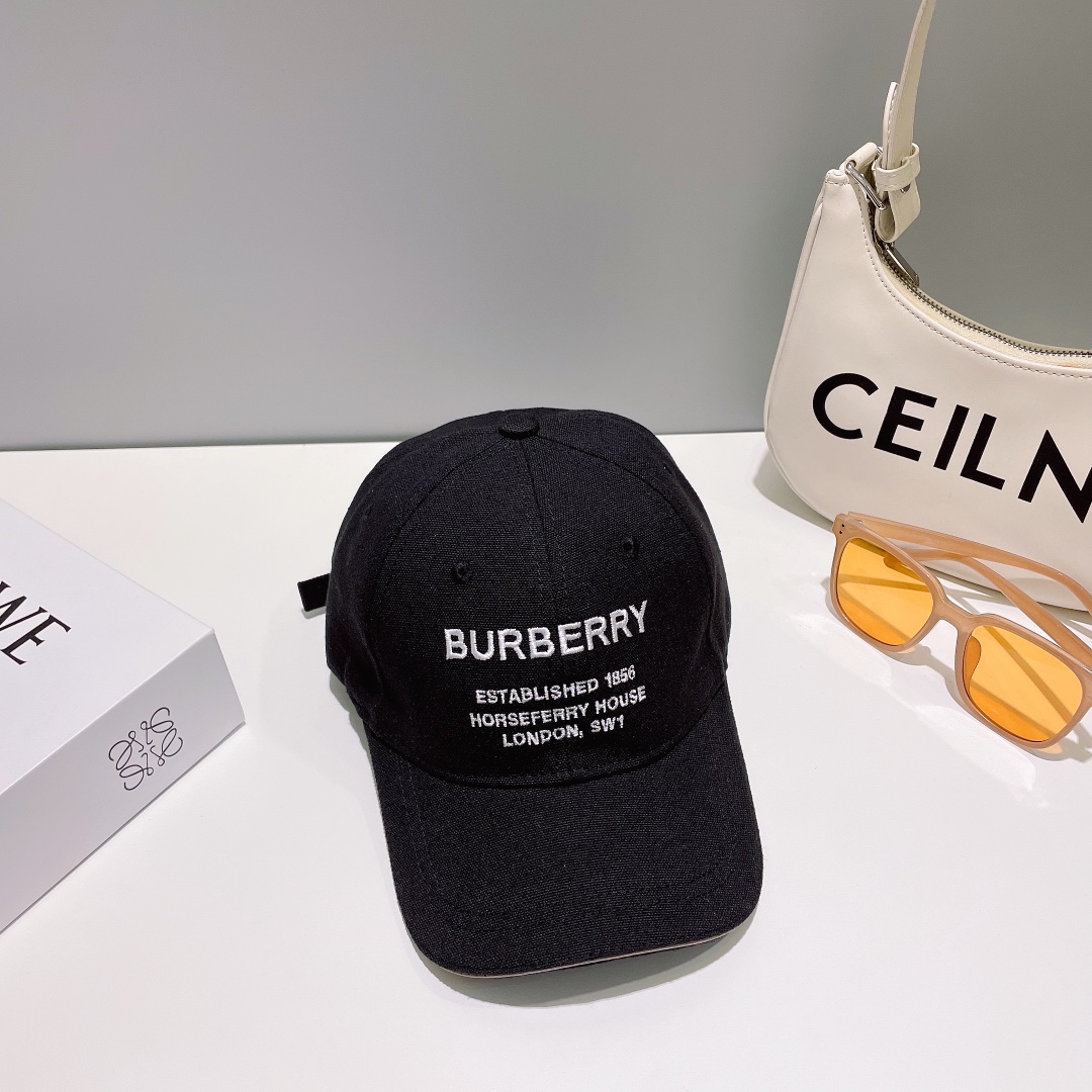 Burberry Baseball Cap - EUR FASHION