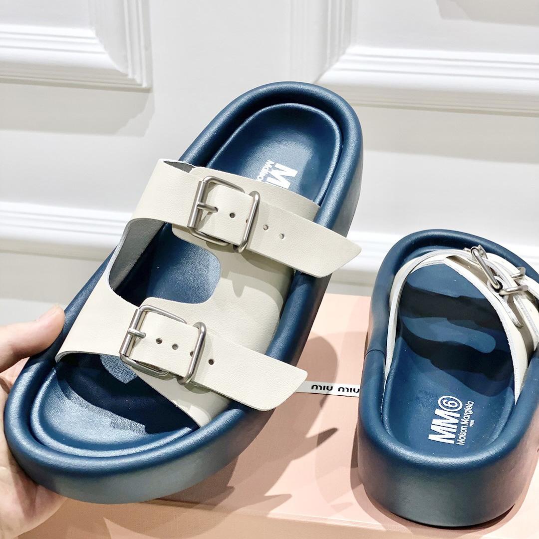 Maison Margiela MM6 Buckle-strap Leather Sandals - EUR FASHION