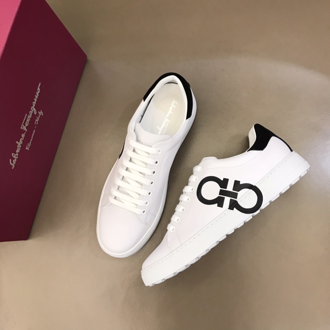 Ferragamo Gancini Sneaker - EUR FASHION