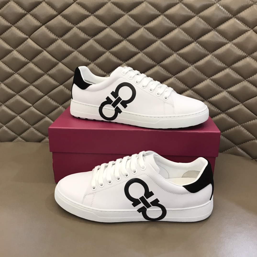 Ferragamo Gancini Sneaker - EUR FASHION