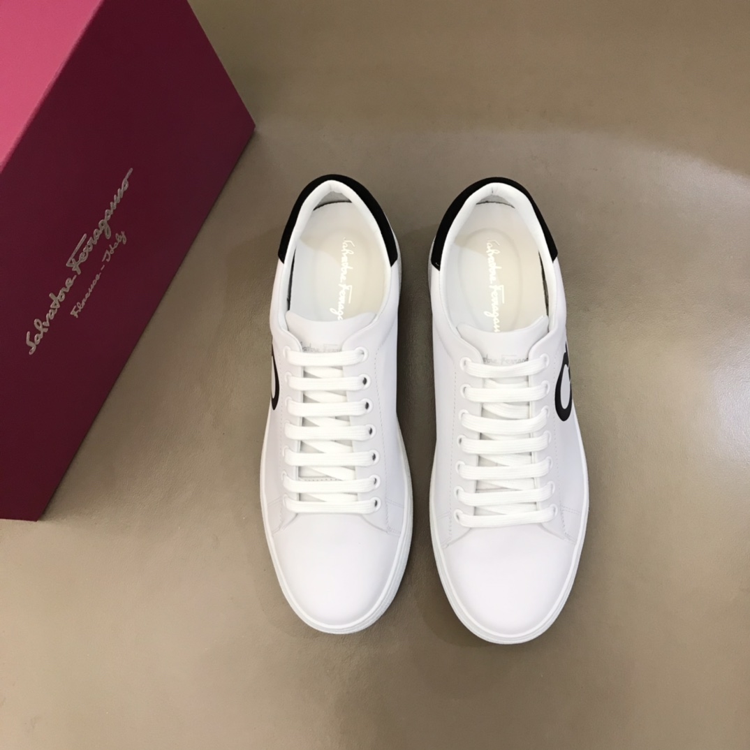 Ferragamo Gancini Sneaker - EUR FASHION