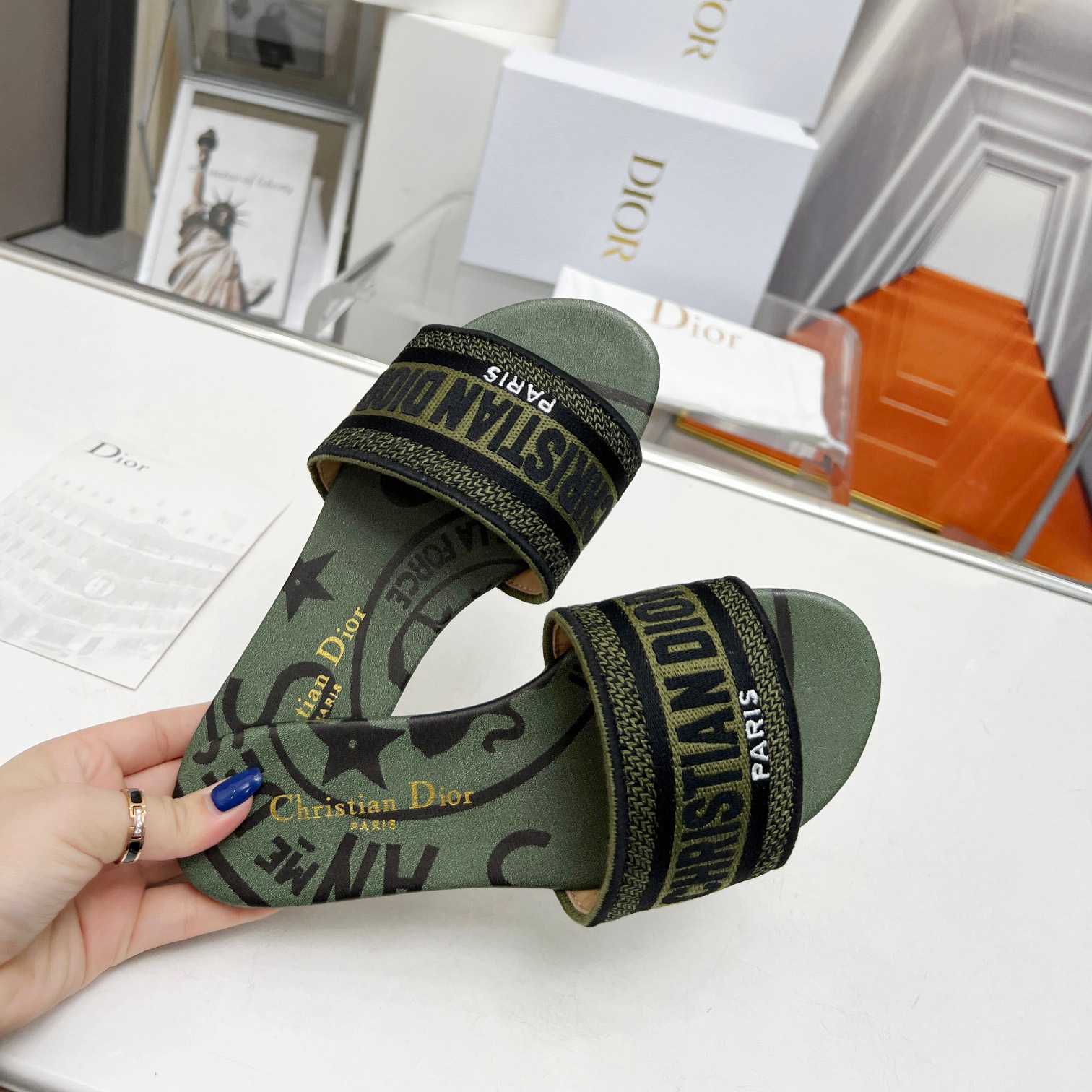 Dior Dway Slide - EUR FASHION