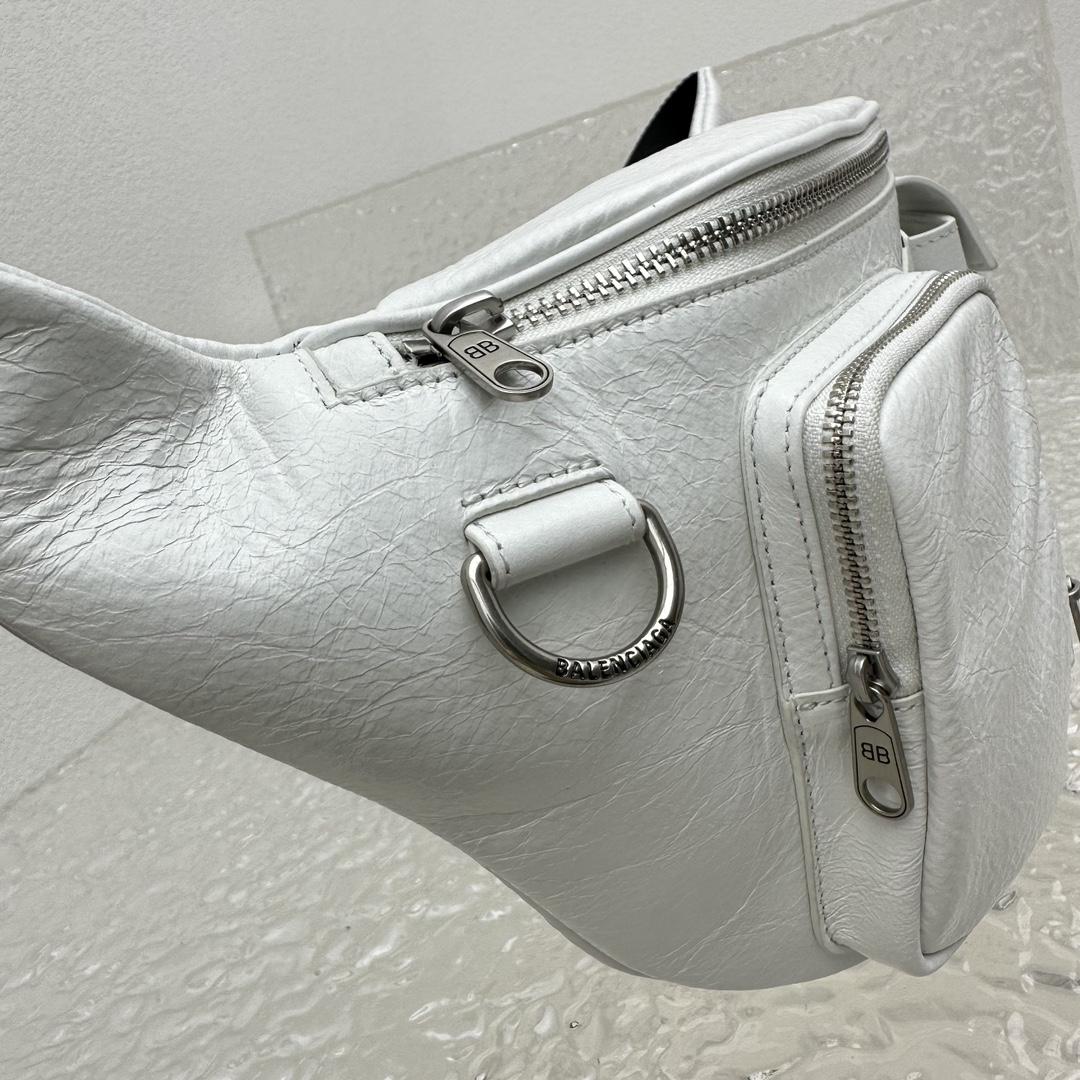 Balenciaga Superbusy Beltpack In White - EUR FASHION