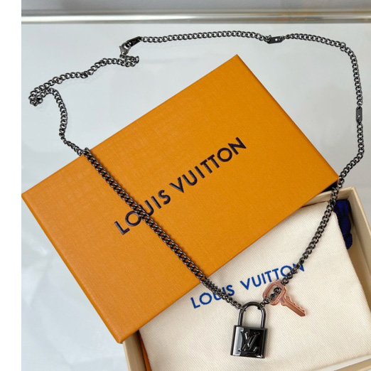 Louis Vuitton LV Padlock Pendant   M01149 - EUR FASHION