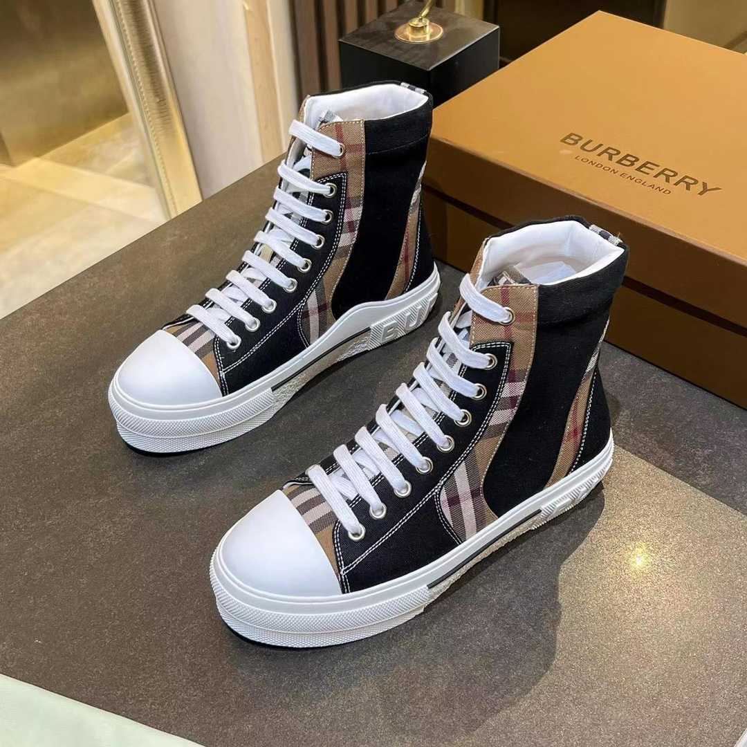 Burberry Vintage Check Lace-up Sneakers - EUR FASHION