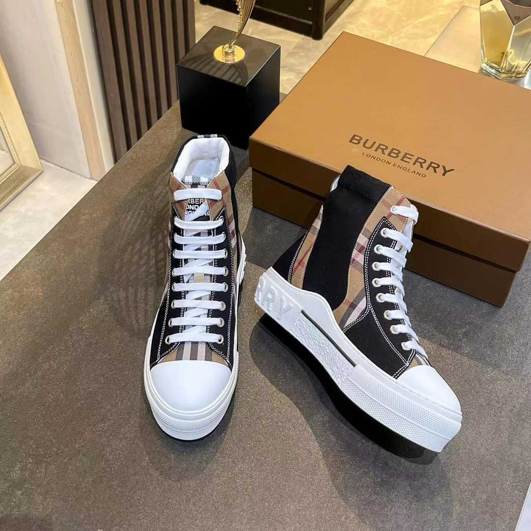 Burberry Vintage Check Lace-up Sneakers - EUR FASHION