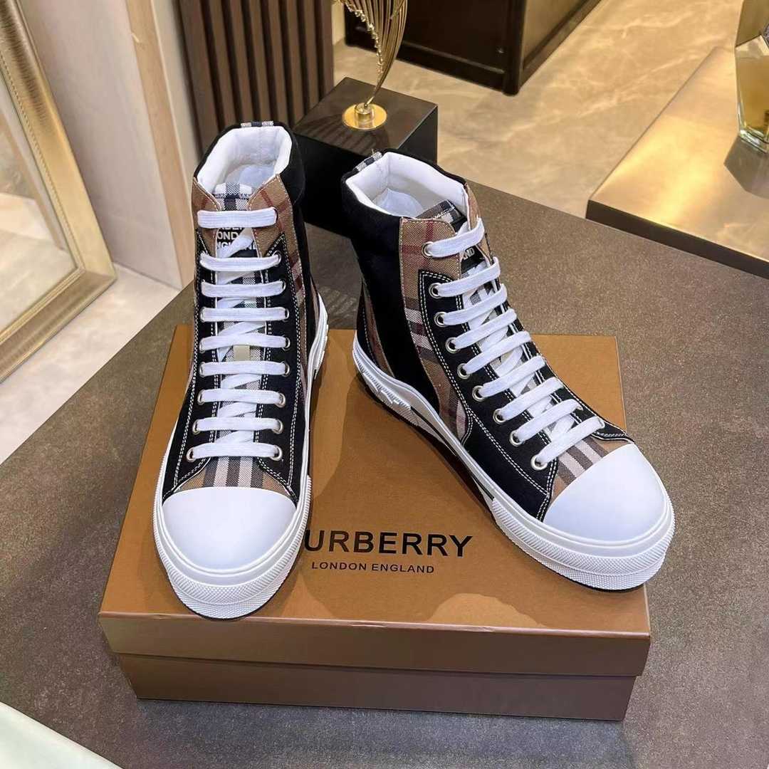 Burberry Vintage Check Lace-up Sneakers - EUR FASHION