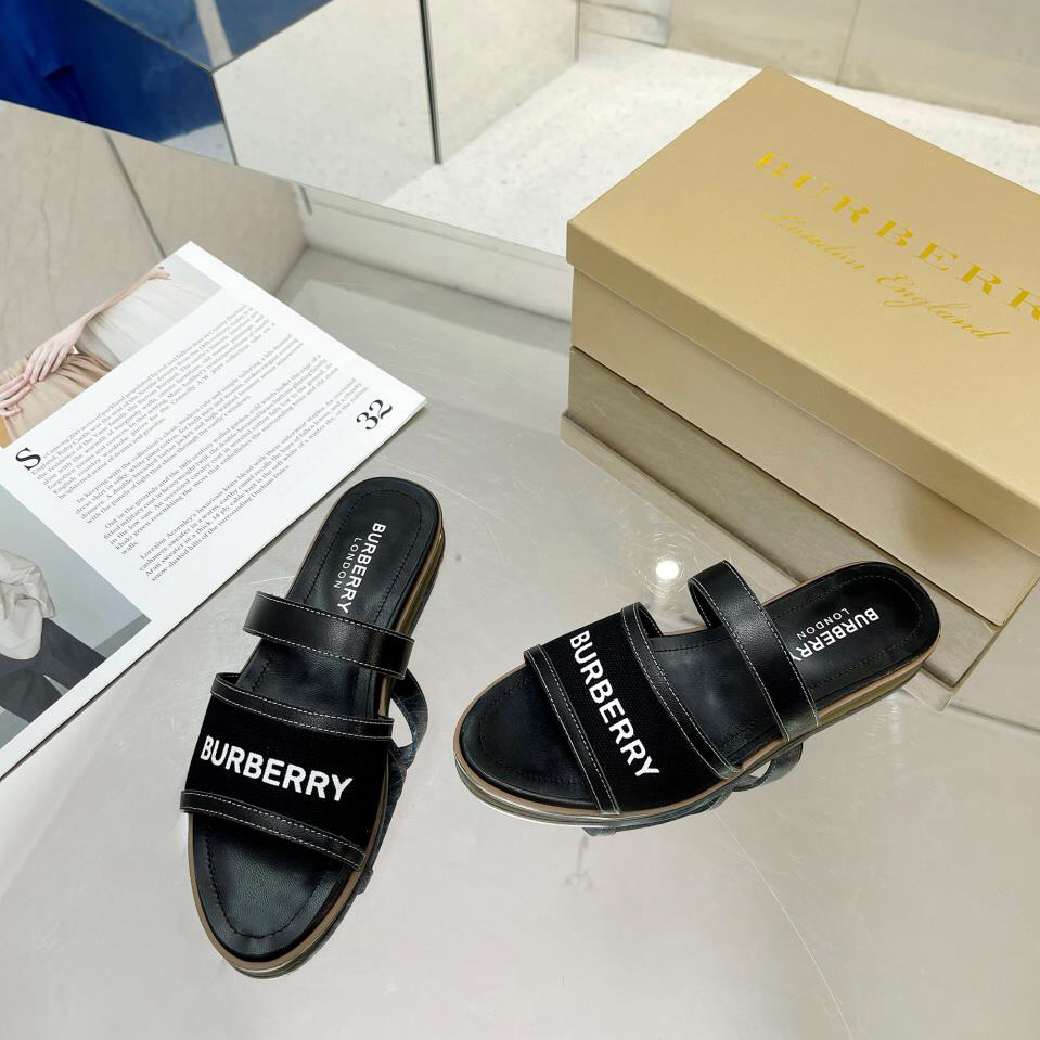 Burberry Women's Black Logo-appliquéd Leather And Cotton-canvas Slides - EUR FASHION