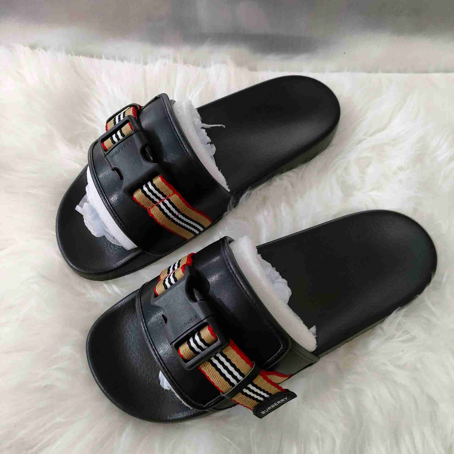 Burberry Icon Stripe Buckled Slides - EUR FASHION