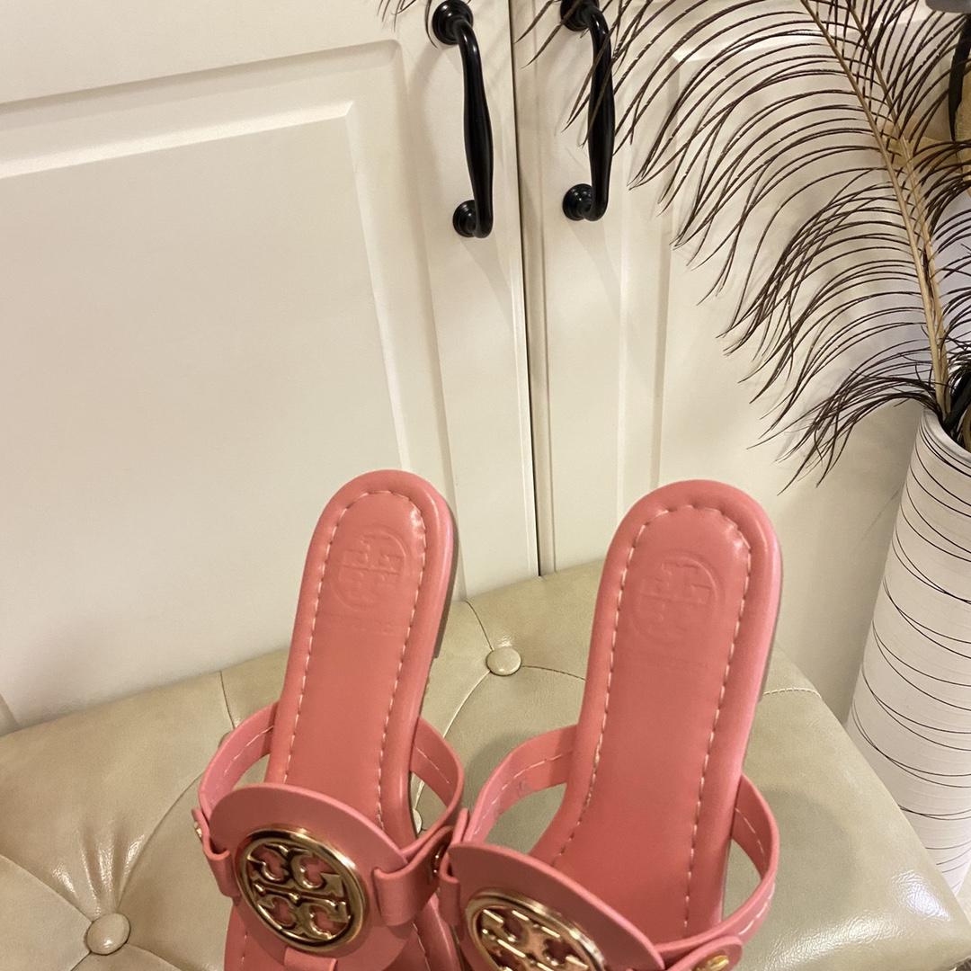 Tory Burch Leather Thong Sandals  - EUR FASHION