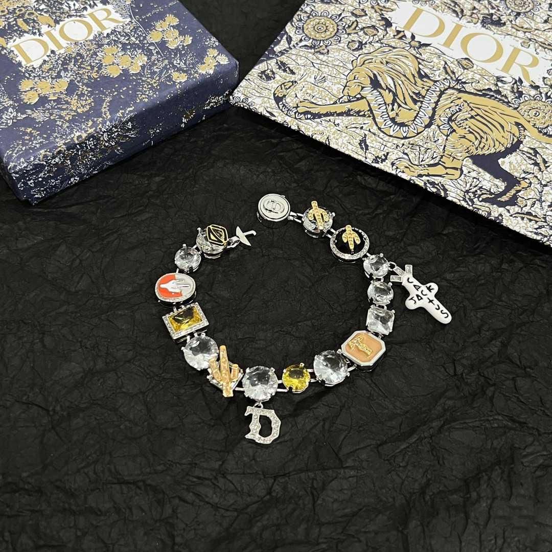 Dior x Cactus Jack Bracelet - EUR FASHION