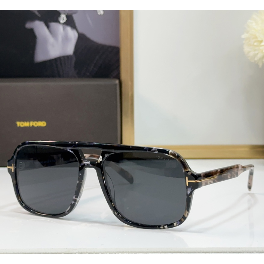 Tom Ford Sunglasses - EUR FASHION