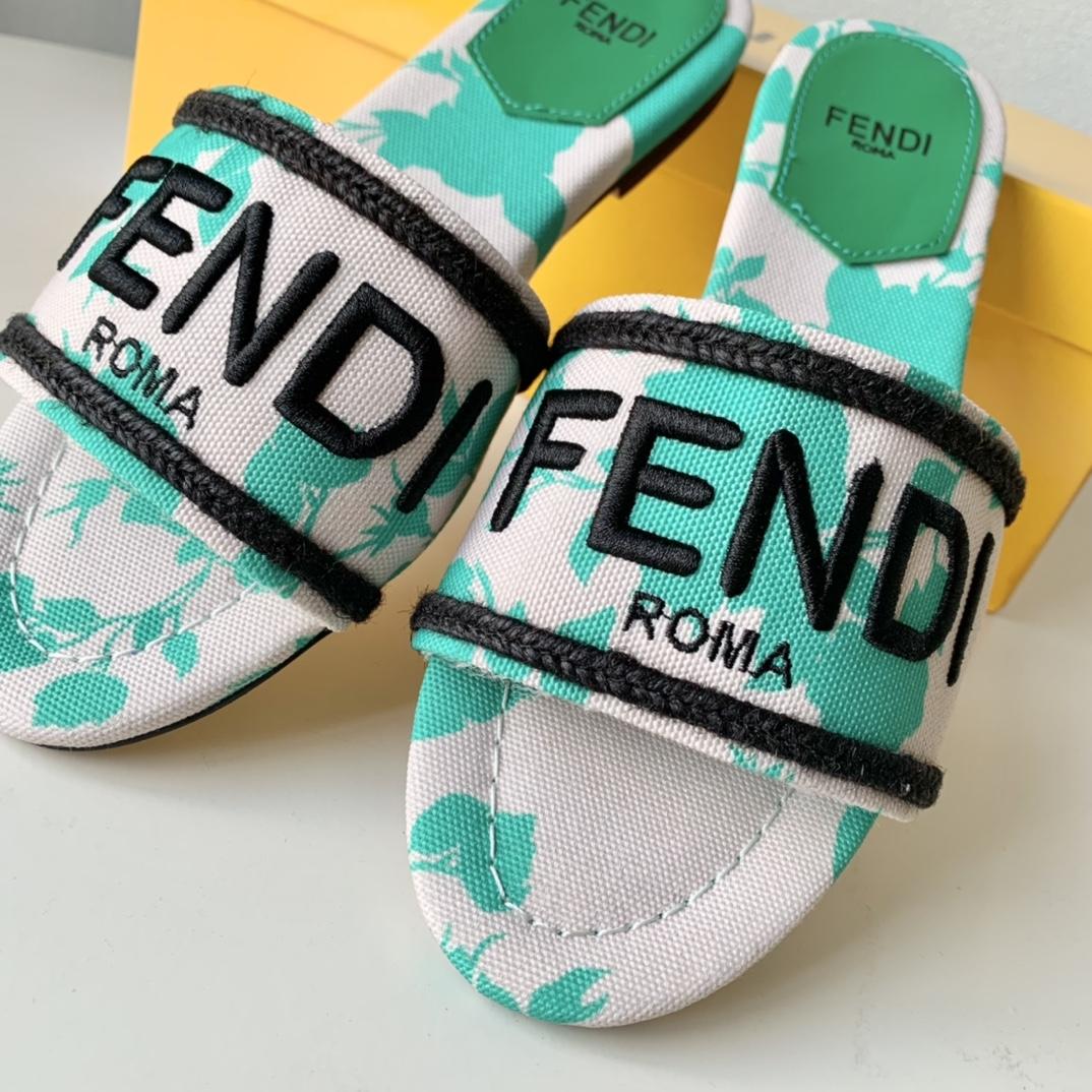 Fendi Signature Green Canvas Slides - EUR FASHION