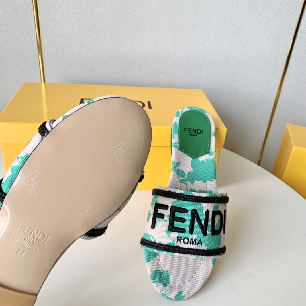 Fendi Signature Green Canvas Slides - EUR FASHION