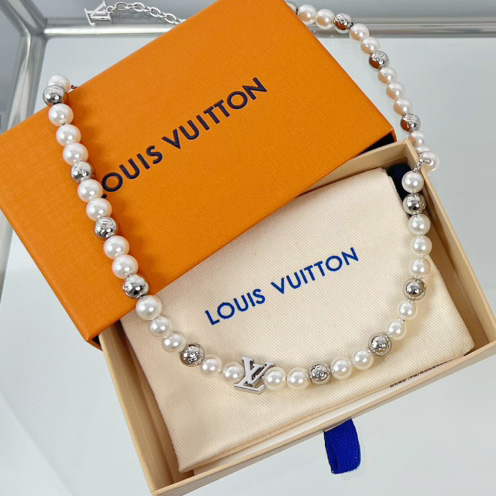 Louis Vuitton Monogram Pearls Necklace    M01157 - EUR FASHION