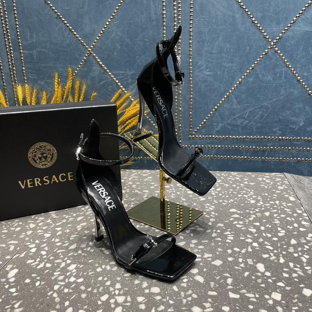 Versace Pin-Point Sandals - EUR FASHION