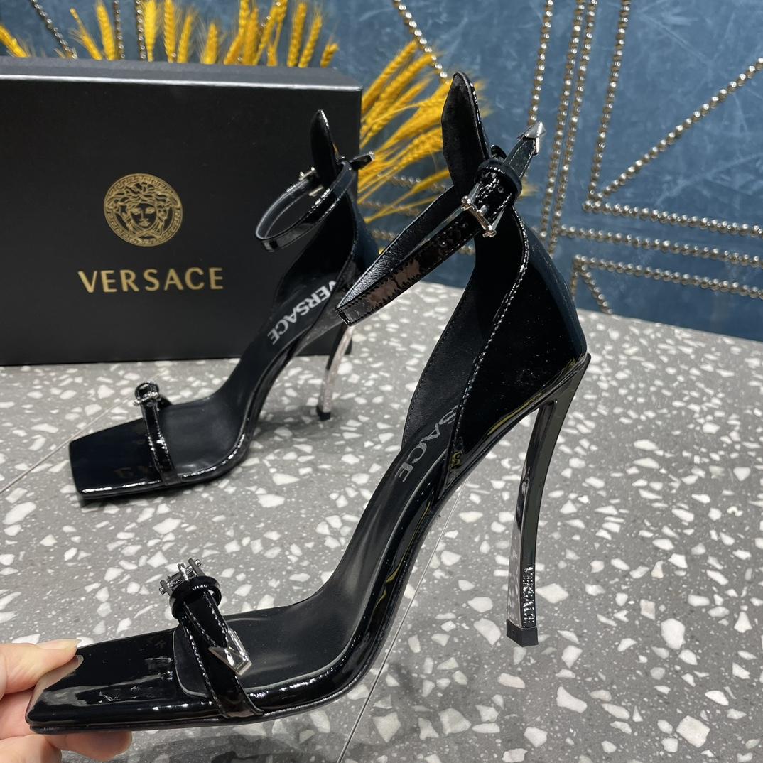 Versace Pin-Point Sandals - EUR FASHION