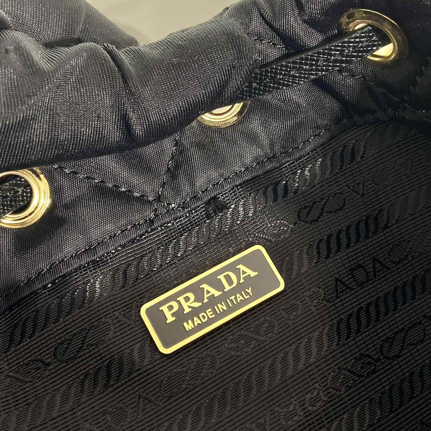 Prada Re-Edition 1995 Chaîne Re-Nylon shoulder bag - EUR FASHION