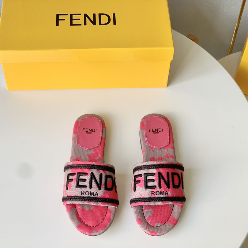 Fendi Signature Pink Canvas Slides - EUR FASHION