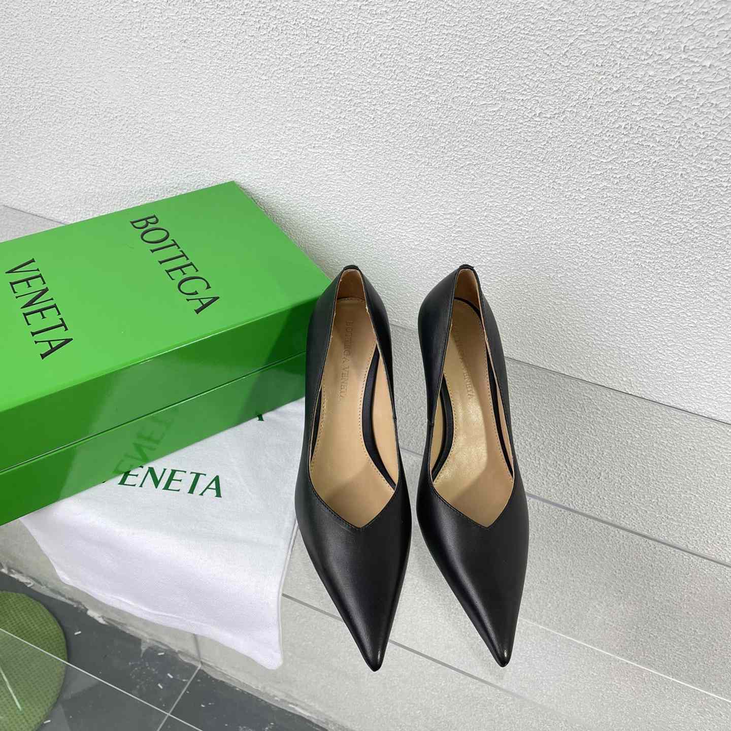 Bottega Veneta Punta Pump - EUR FASHION