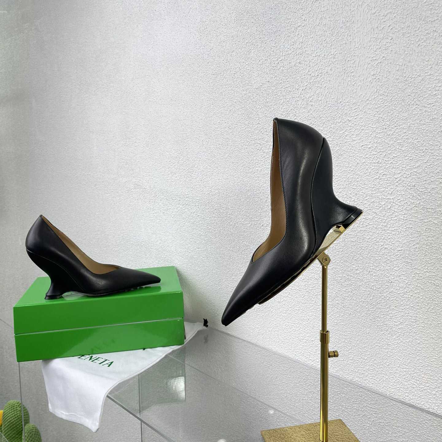 Bottega Veneta Punta Pump - EUR FASHION