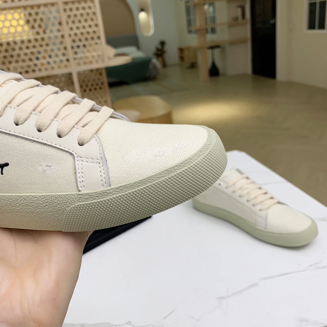 Saint Laurent Court Classic Sl/06 Sneakers Embroidered With Saint Laurent,In White Worn-look Fabric And Leather - EUR FASHION