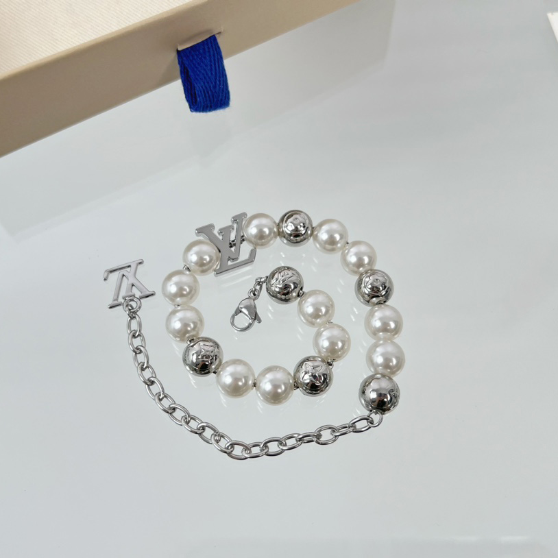 Louis Vuitton Monogram Pearls Bracelet   M0996 - EUR FASHION