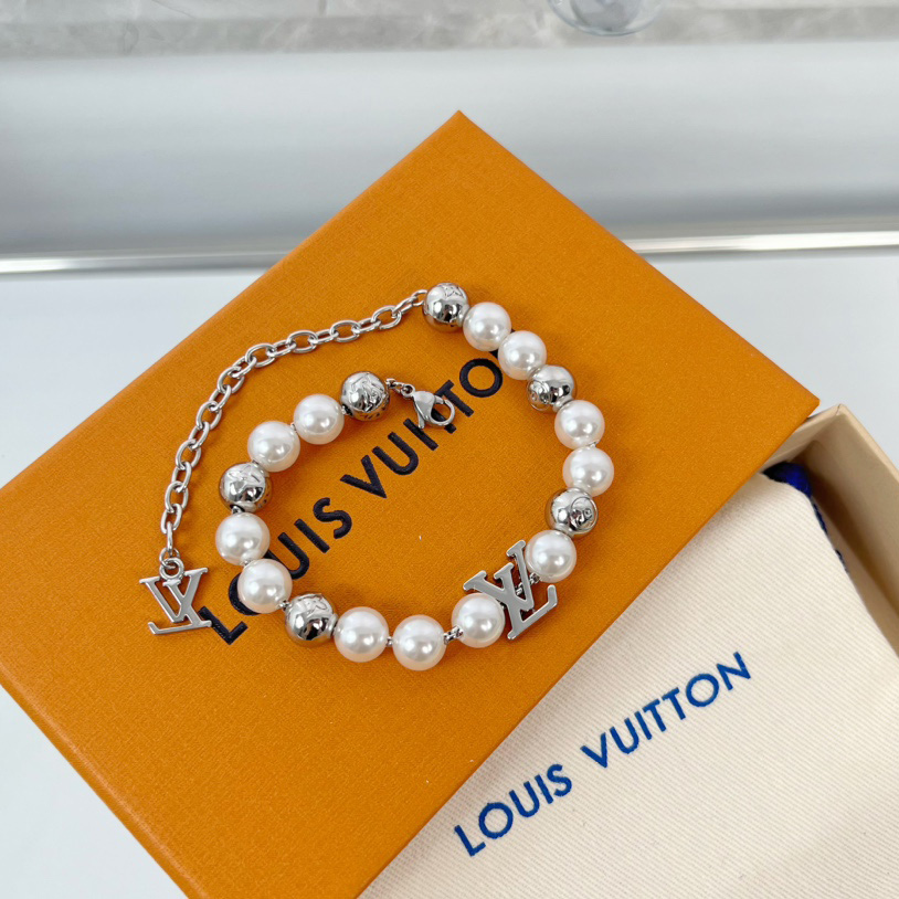 Louis Vuitton Monogram Pearls Bracelet   M0996 - EUR FASHION