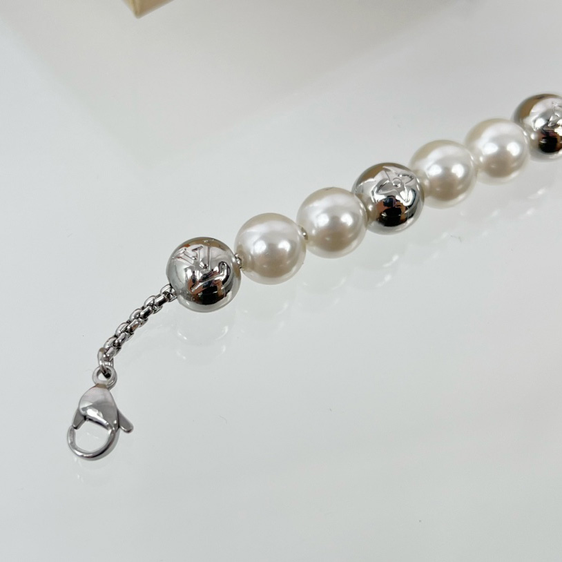 Louis Vuitton Monogram Pearls Bracelet   M0996 - EUR FASHION